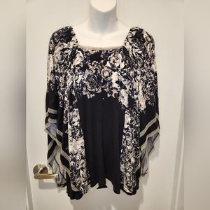 Fitted Pattern Pancho blouse